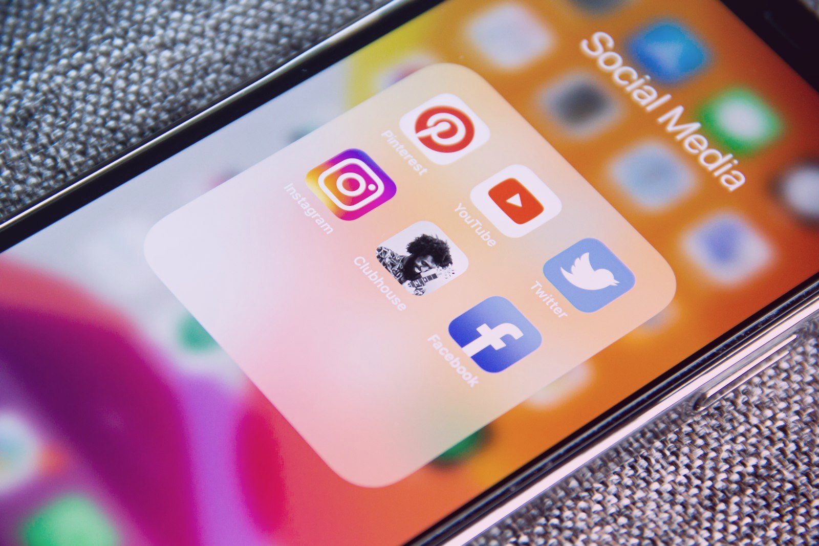 Micro vs Macro Influencers: Which Drives Sales?